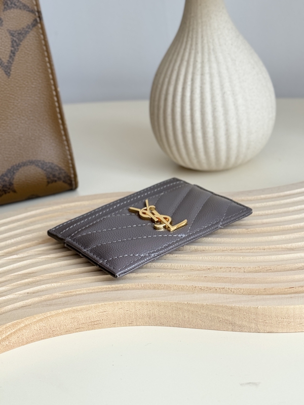 イヴサンローラン財布内部構造